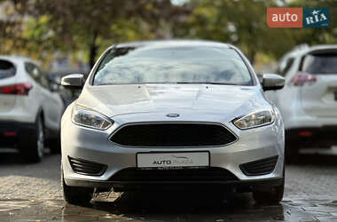 Седан Ford Focus 2017 в 