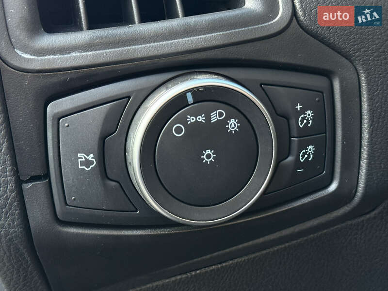 Седан Ford Focus 2017 в Одессе