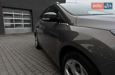 Универсал Ford Focus 2012 в 