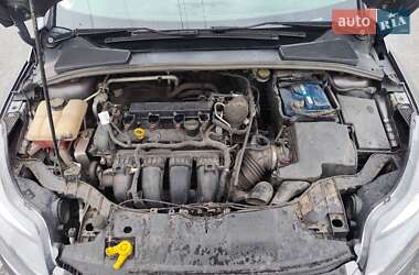 Хетчбек Ford Focus 2013 в 