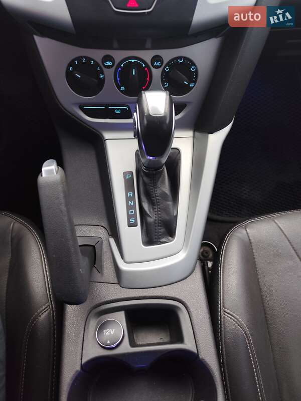 Хэтчбек Ford Focus 2013 в Ирпене