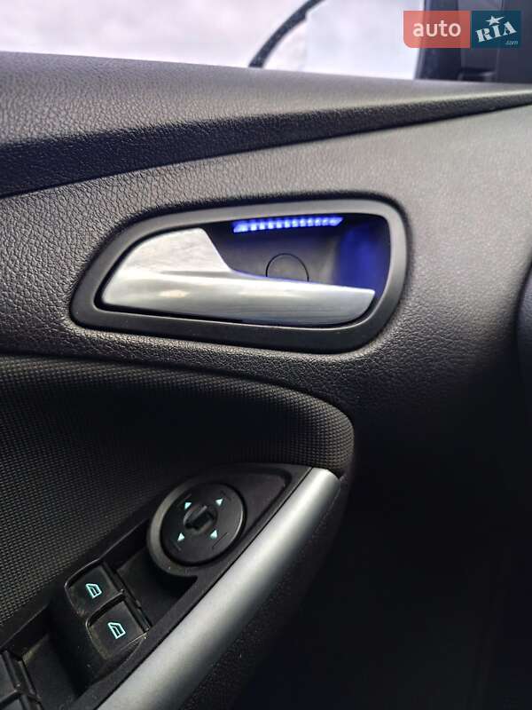 Хэтчбек Ford Focus 2013 в Ирпене