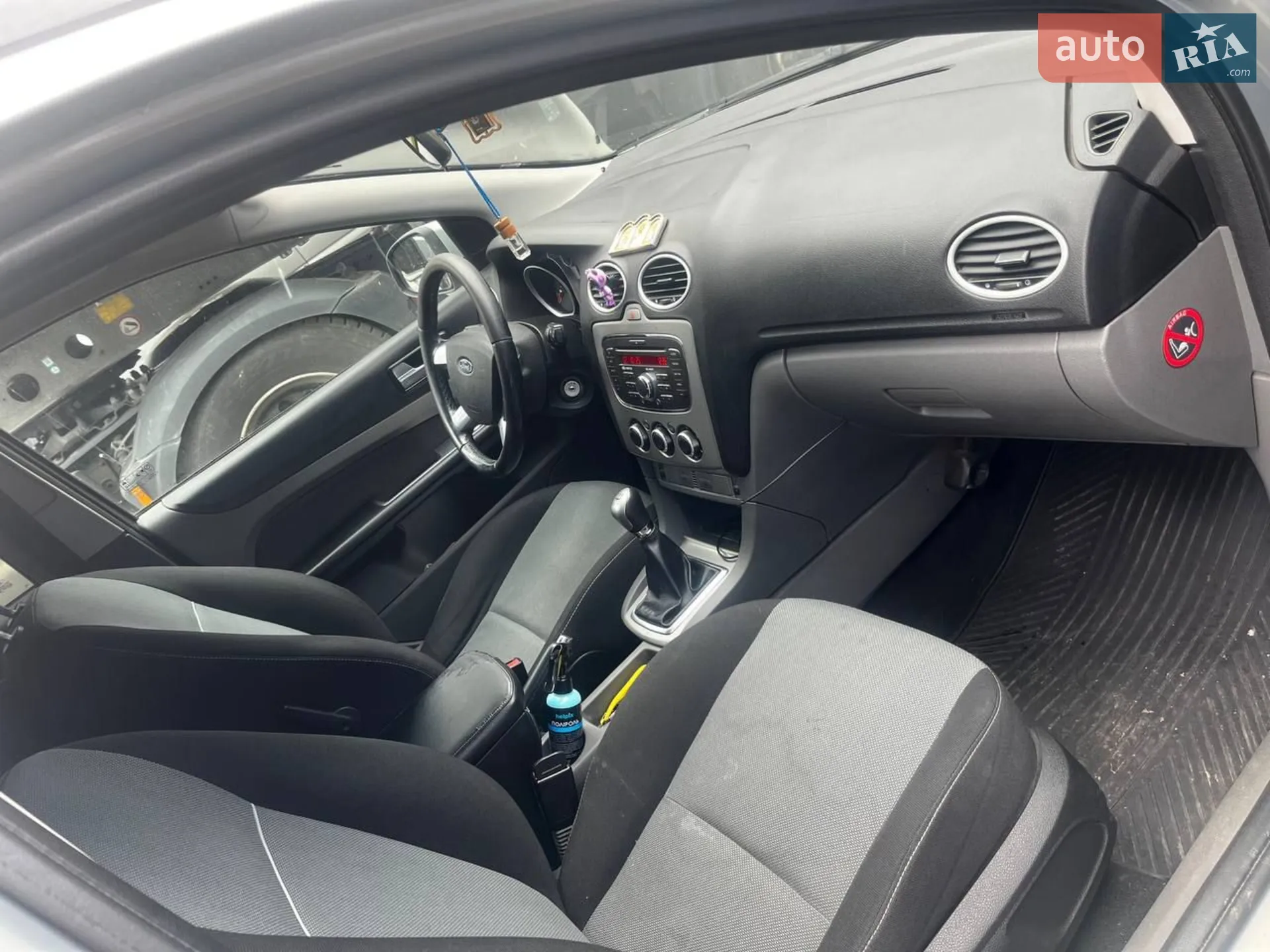 2010 Ford Focus - мініатюра 7