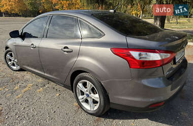Седан Ford Focus 2013 в 