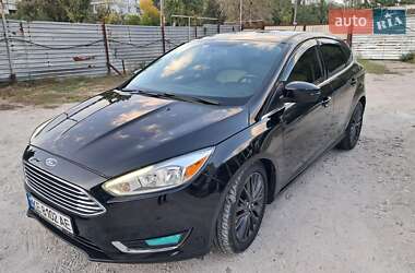 Хэтчбек Ford Focus 2015 в 