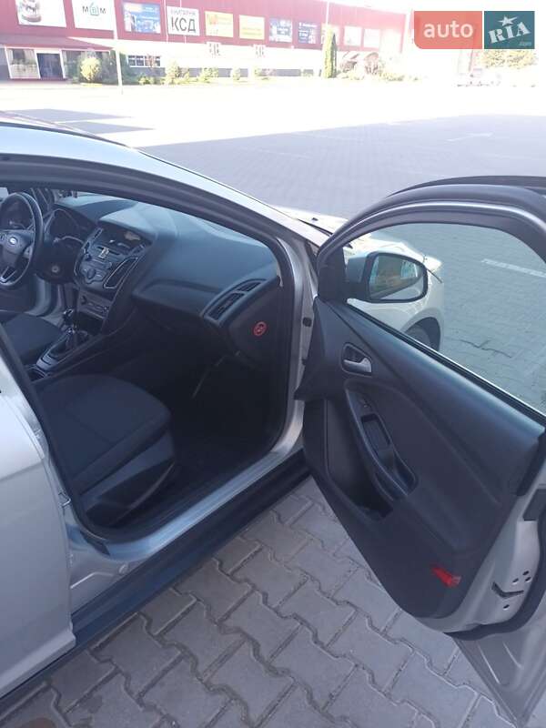 Универсал Ford Focus 2015 в Тернополе фото 12 Универсал Ford Focus 2015 в Тернополе