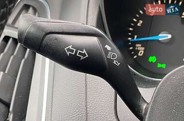 Хэтчбек Ford Focus 2013 в 