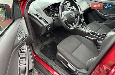 Хэтчбек Ford Focus 2016 в 