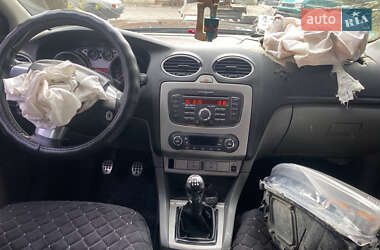Универсал Ford Focus 2010 в 