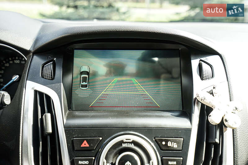 Хэтчбек Ford Focus 2015 в Львове