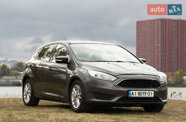 Хэтчбек Ford Focus 2016 в 