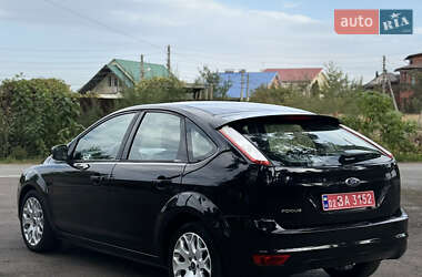 Хэтчбек Ford Focus 2009 в 
