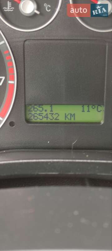 Хэтчбек Ford Focus 2006 в Волочиске