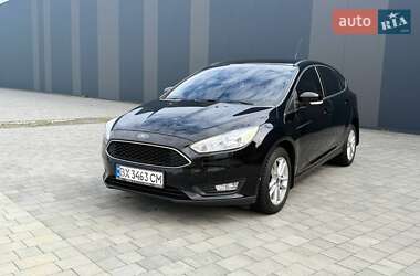 Хэтчбек Ford Focus 2016 в 