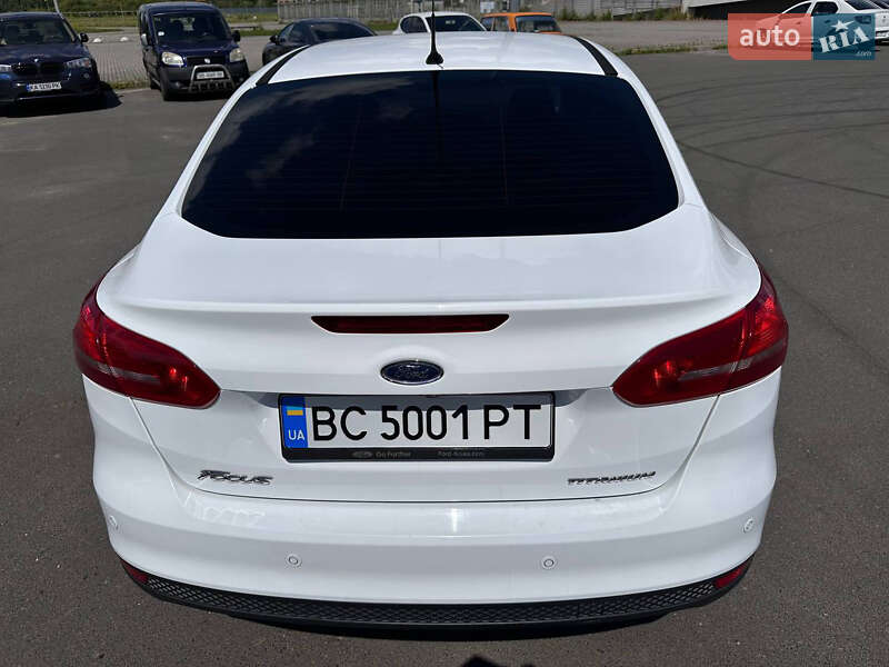 Седан Ford Focus 2015 в Львове