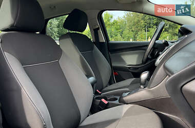 Седан Ford Focus 2012 в 