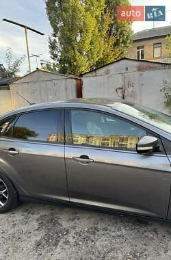 Седан Ford Focus 2013 в 