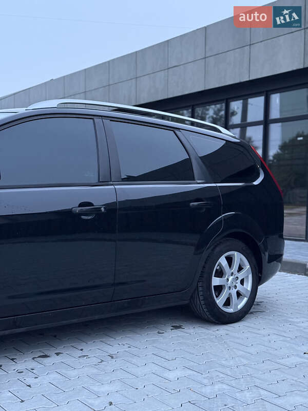 Универсал Ford Focus 2009 в Каменец-Подольском
