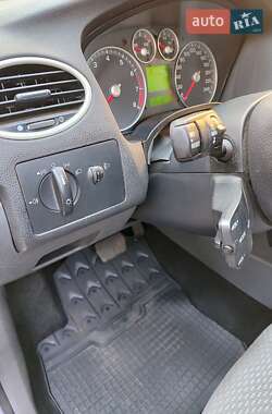 Универсал Ford Focus 2006 в 