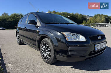 Хэтчбек Ford Focus 2007 в 