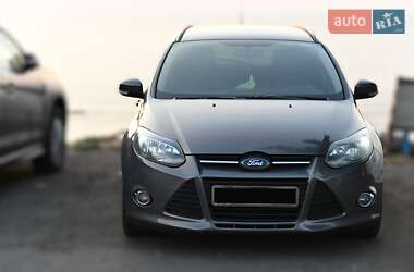 Универсал Ford Focus 2014 в 