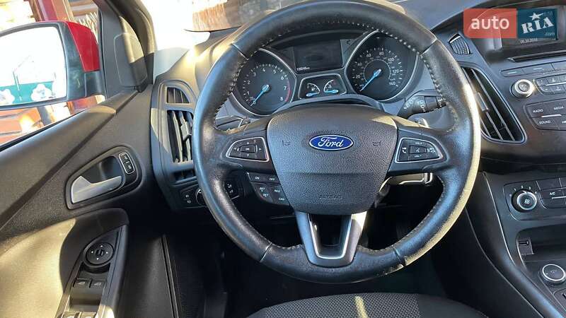 Хэтчбек Ford Focus 2016 в Львове фото 6 Хэтчбек Ford Focus 2016 в Львове