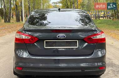Седан Ford Focus 2013 в 