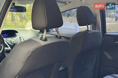 Седан Ford Focus 2013 в 