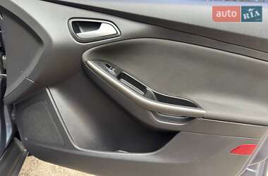 Седан Ford Focus 2013 в 