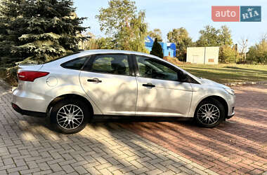 Седан Ford Focus 2016 в 