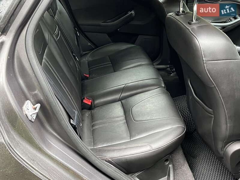 Хэтчбек Ford Focus 2011 в Киеве фото 22 Хэтчбек Ford Focus 2011 в Киеве