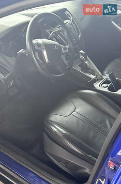 Седан Ford Focus 2013 в 