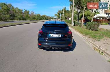 Хэтчбек Ford Focus 2017 в 