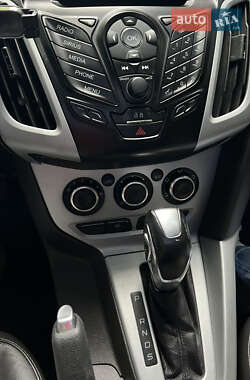 Седан Ford Focus 2013 в 