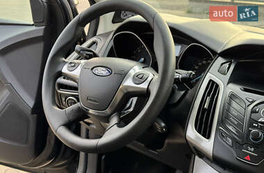 Универсал Ford Focus 2012 в 