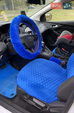 Седан Ford Focus 2016 в 
