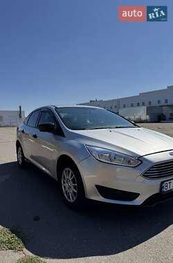 Седан Ford Focus 2015 в 
