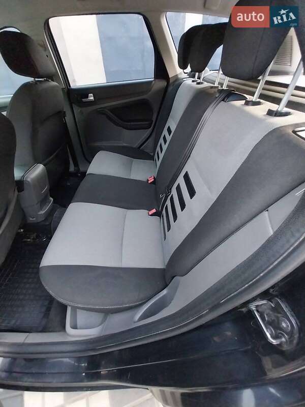 Универсал Ford Focus 2010 в Ананьеве