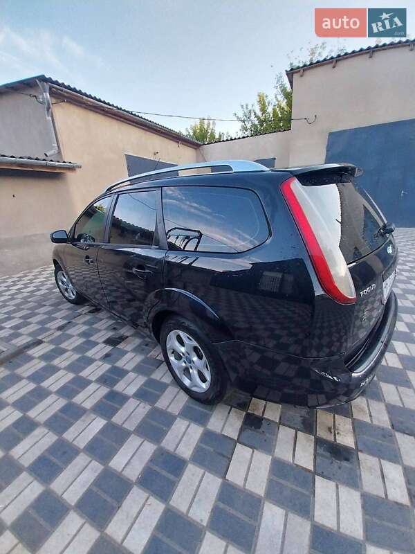 Универсал Ford Focus 2010 в Ананьеве