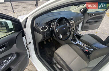 Универсал Ford Focus 2010 в 