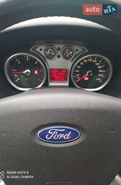 Универсал Ford Focus 2010 в 