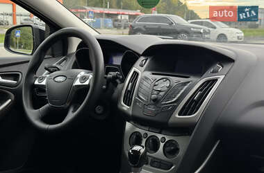 Универсал Ford Focus 2013 в 
