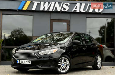 Седан Ford Focus 2015 в 