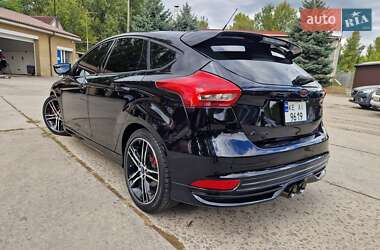 Хэтчбек Ford Focus 2017 в 