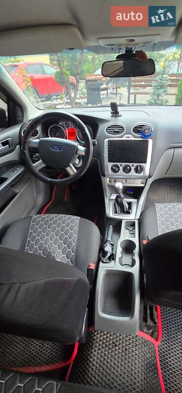 Універсал Ford Focus 2008 в Чернівцях