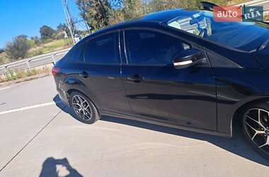 Седан Ford Focus 2017 в 