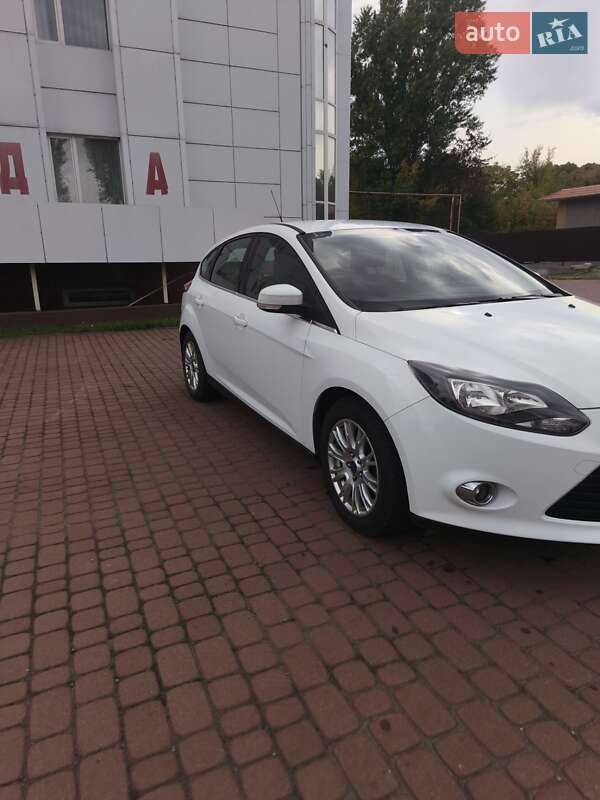 Хэтчбек Ford Focus 2014 в Каменском
