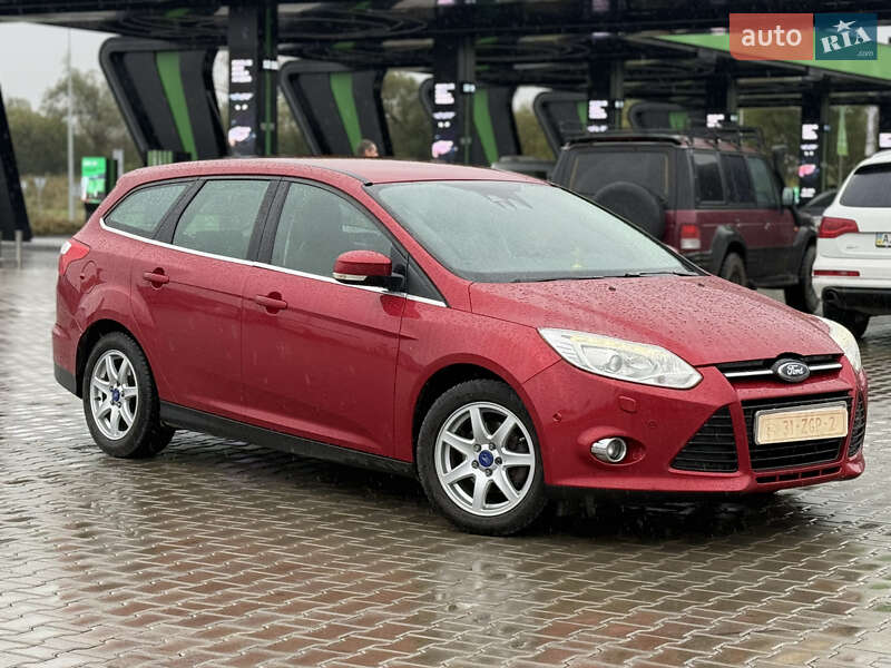 Универсал Ford Focus 2012 в 