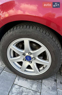 Универсал Ford Focus 2012 в 