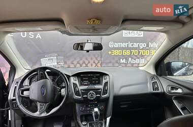 Седан Ford Focus 2015 в 